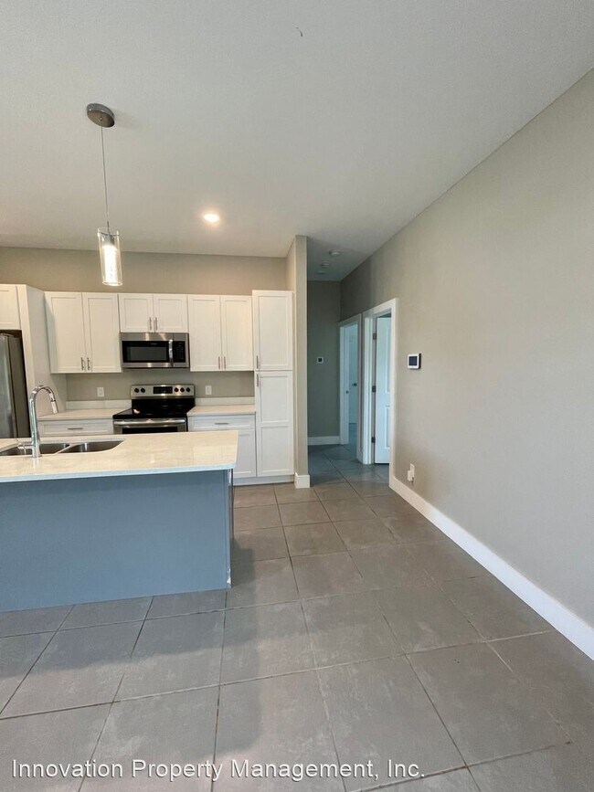 Building Photo - 4 br, 2 bath House - 302 Salmon Way