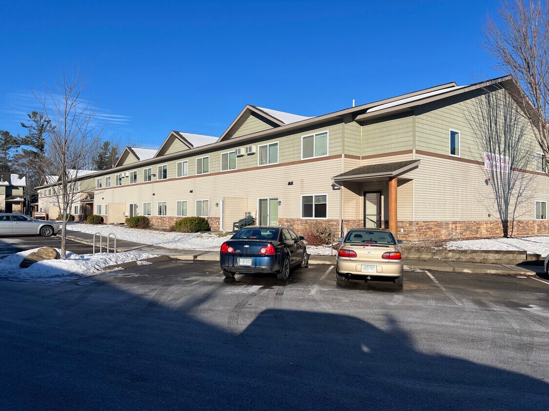 Foto principal - 1215 Golf Course Rd