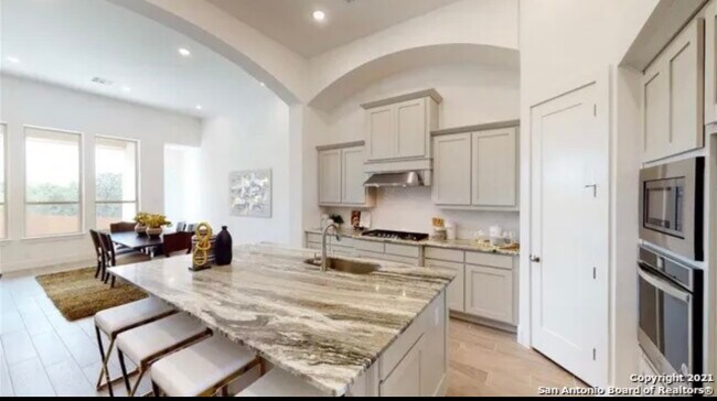 Kitchen and Dining room area - 4102 Canaleta