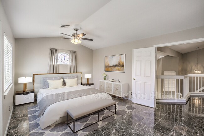 Foto del edificio - 2436 Palm Shore Ct