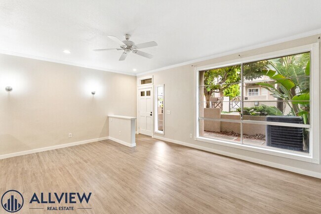 Foto del edificio - Updated 3 Bed, 2.5 Bath Home Available in ...