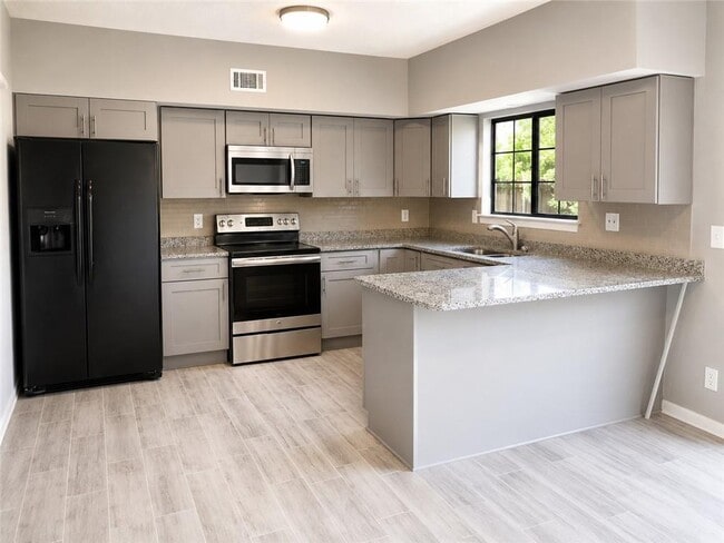 Building Photo - 3059 Steeplechase Dr