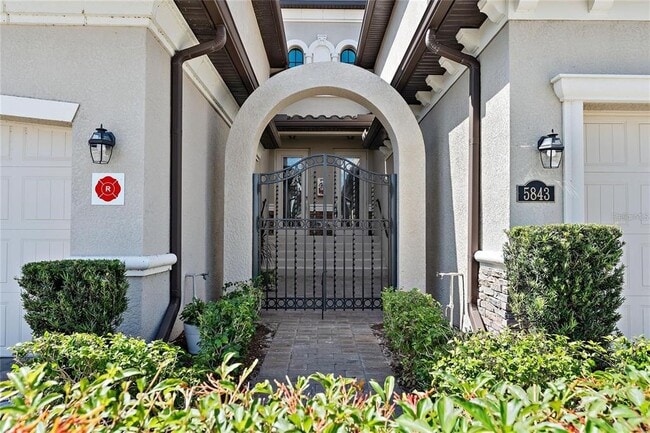 Foto del edificio - 5843 Wake Forest Run