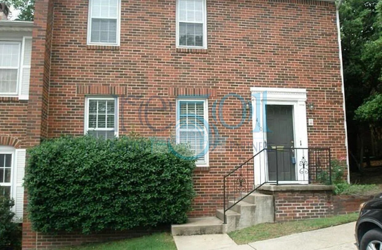 Primary Photo - 3 Bedroom 2.5 BR Cambridge Place Townhome