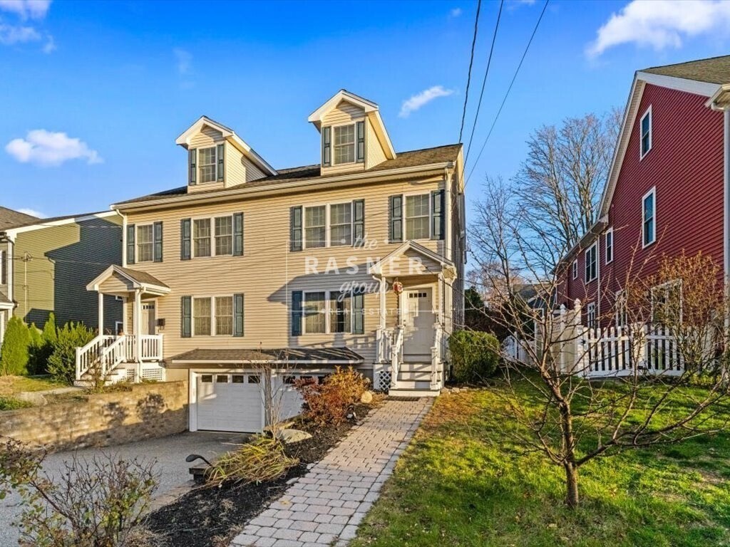 Foto principal - 17 Beacon St