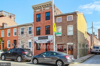 Building Photo - 413 S Washington St