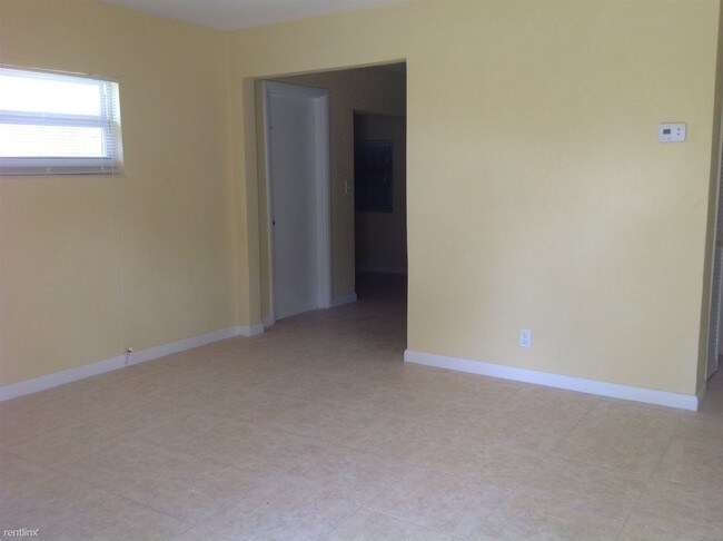 Foto del edificio - 5288 N Andrews Ave