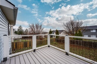 Building Photo - 1625 Valhalla Dr