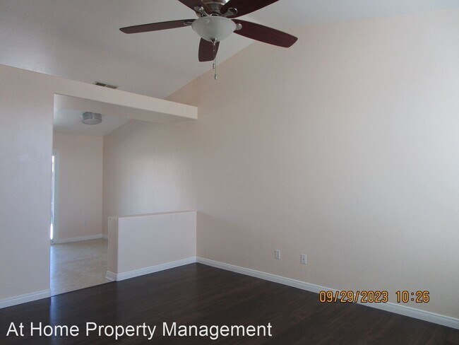 Foto del edificio - 3 br, 2 bath House - 11408 Pacific Breeze Ave