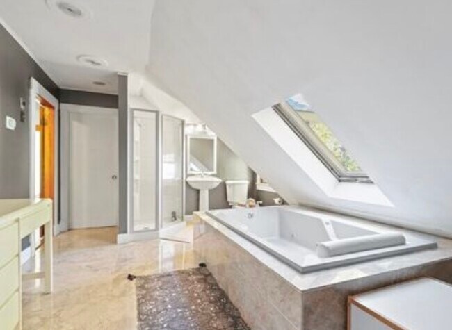 Foto del edificio - 58 Scarlett St
