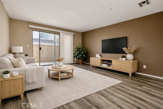 Foto del edificio - 17181 Elm Lane