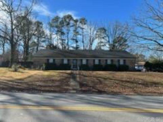 Foto principal - 724 N Shackleford Rd