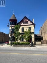 Building Photo - 106 1st Ave S