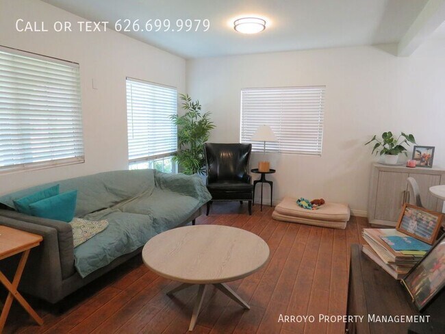 Foto del edificio - 808 Beckville St
