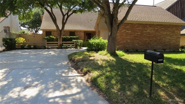 Foto del edificio - 2112 Ann St