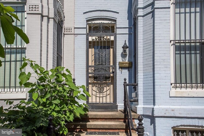 Building Photo - 1915 11TH St NW