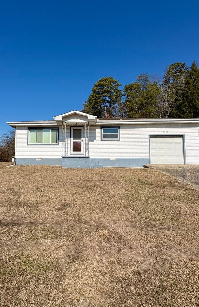 Building Photo - 3390 Cumberland Falls Hwy