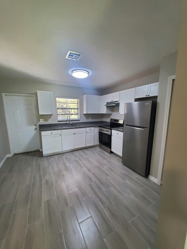 Foto del edificio - 3302 S 7th St