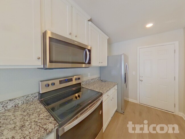 Foto del edificio - 2124 Southlea Dr