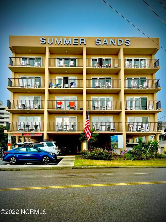 Primary Photo - 104 S Lumina Ave