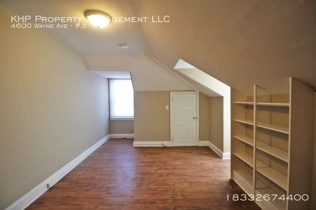 Building Photo - Newly Rehabbed 2 Bedroom Apartment Available!