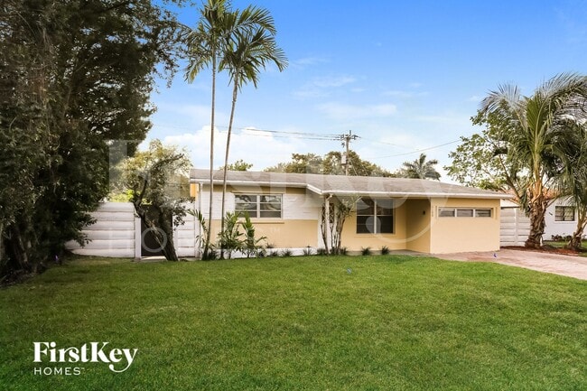 Building Photo - 6100 Harding St