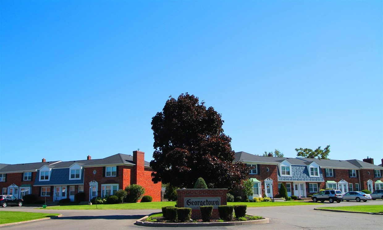 Primary Photo - Georgetown Apartments