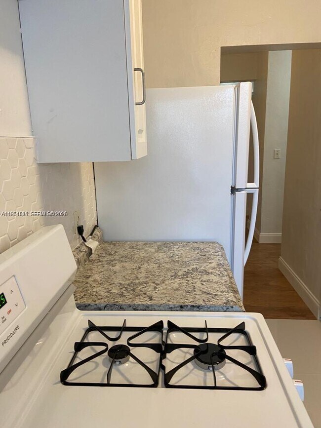 Foto del edificio - 1995 Marseille Dr