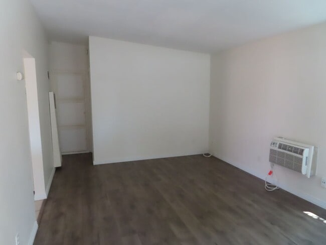 Building Photo - Quiet 2 Bedroom House in La Mesa