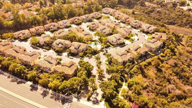 Foto del edificio - 6484 Corte La Luz