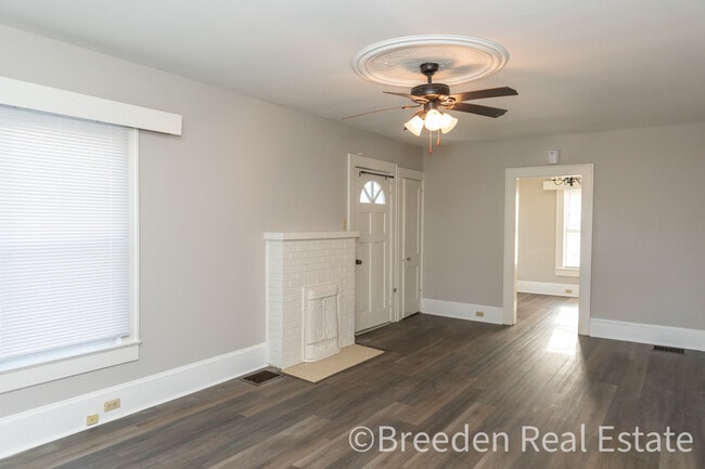 Foto del edificio - 400 Collett St