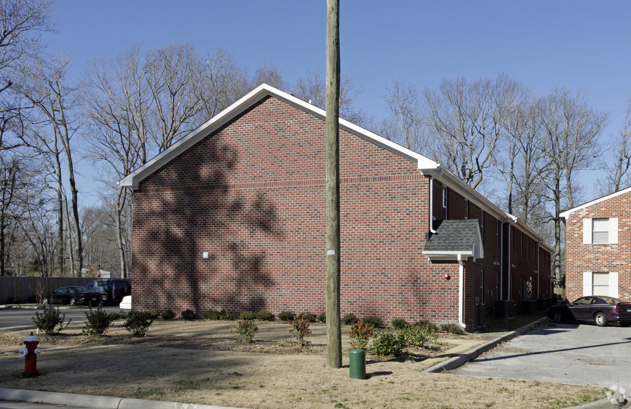 Foto del edificio - Lake Ridge Apartments