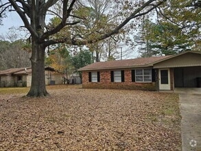 Building Photo - 904 Whippoorwill St