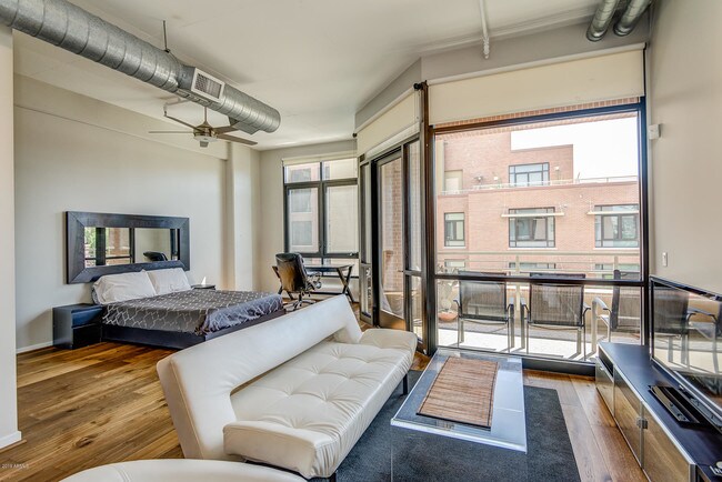 Building Photo - 7301 E 3rd Ave