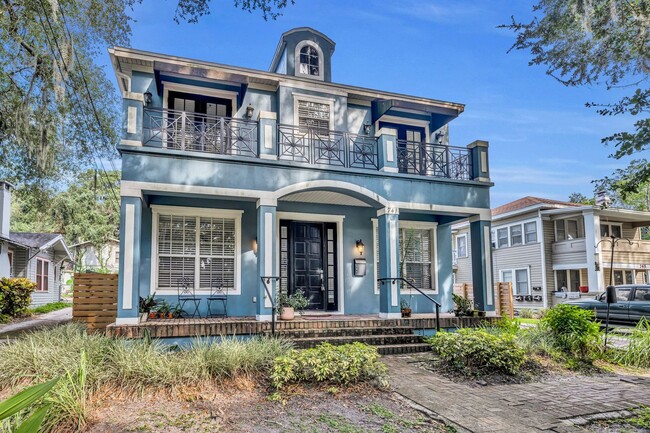 Foto del edificio - Gorgeous Townhome in Downtown Orlando