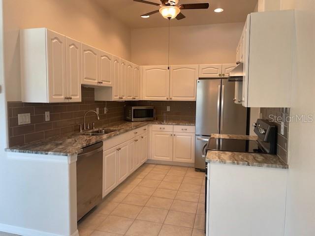 Foto del edificio - 1102 Auburn Cove Cir