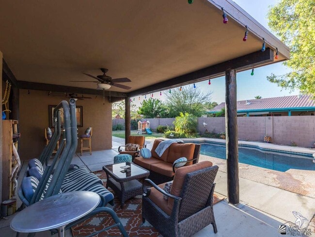 Building Photo - 8166 E Lorenzo Ln