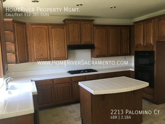 Foto del edificio - 2213 Palomino Ct