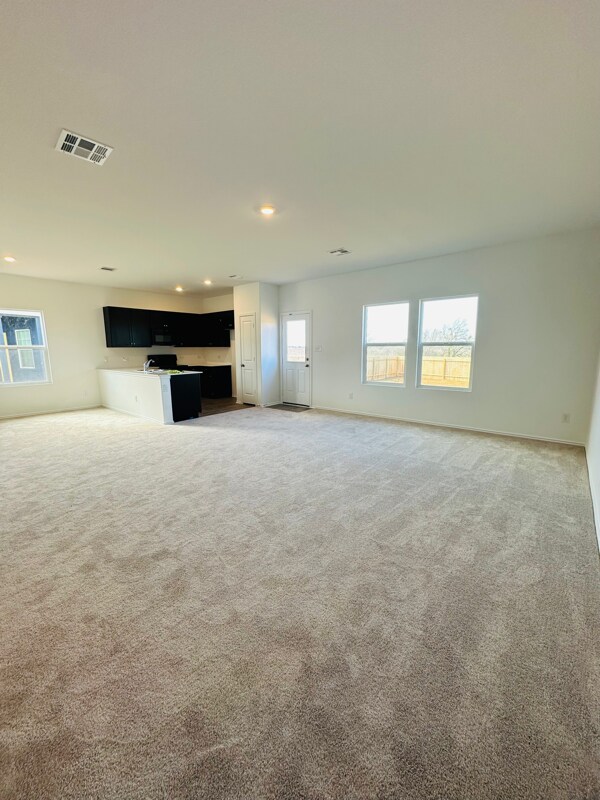 Foto del edificio - 852 Rancho Del Cielo Lp