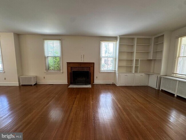Foto del edificio - 2401 W 18th St