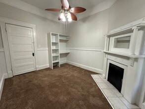 Building Photo - 946 Magnolia St