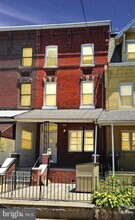 Building Photo - 637 N 32nd St