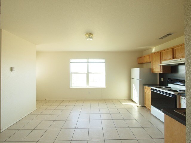 Foto del edificio - 4004 Eula Bea Ct