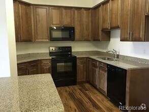 Building Photo - 804 Summer Hawk Dr