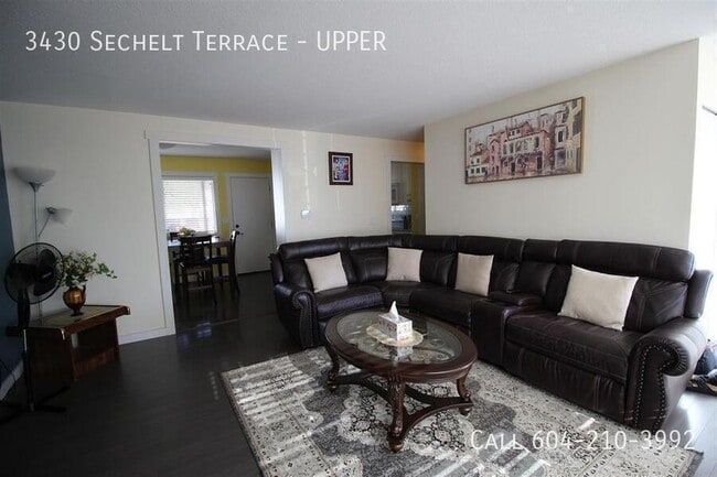 Building Photo - Spacious Upper Suite with Workshop