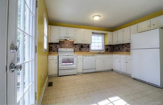 Building Photo - 4816 Junilla Ln