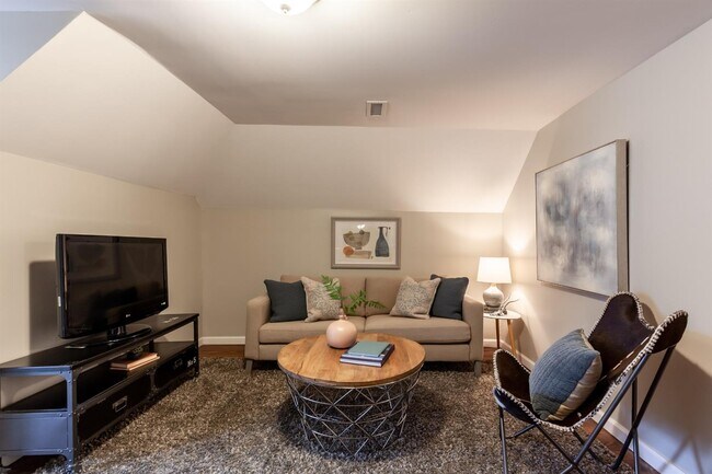 Foto del edificio - 1579 Dixmont Ave