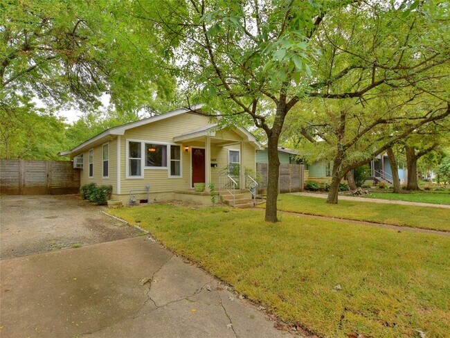 Foto del edificio - 5409 Grover Ave