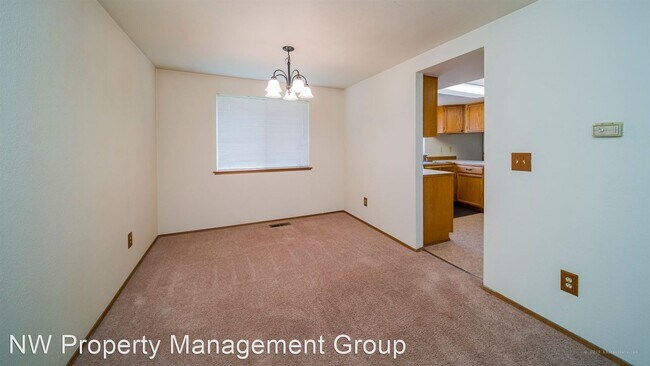Building Photo - 3 br, 2.5 bath House - 7411 71st Ave NE