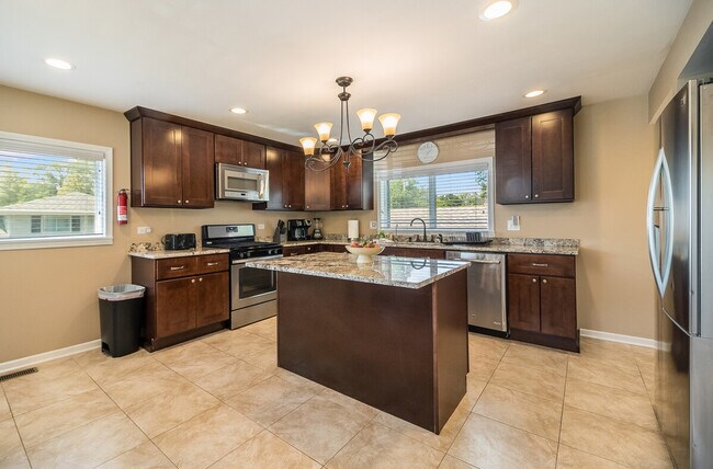 Foto del edificio - 356 W Morris Ave